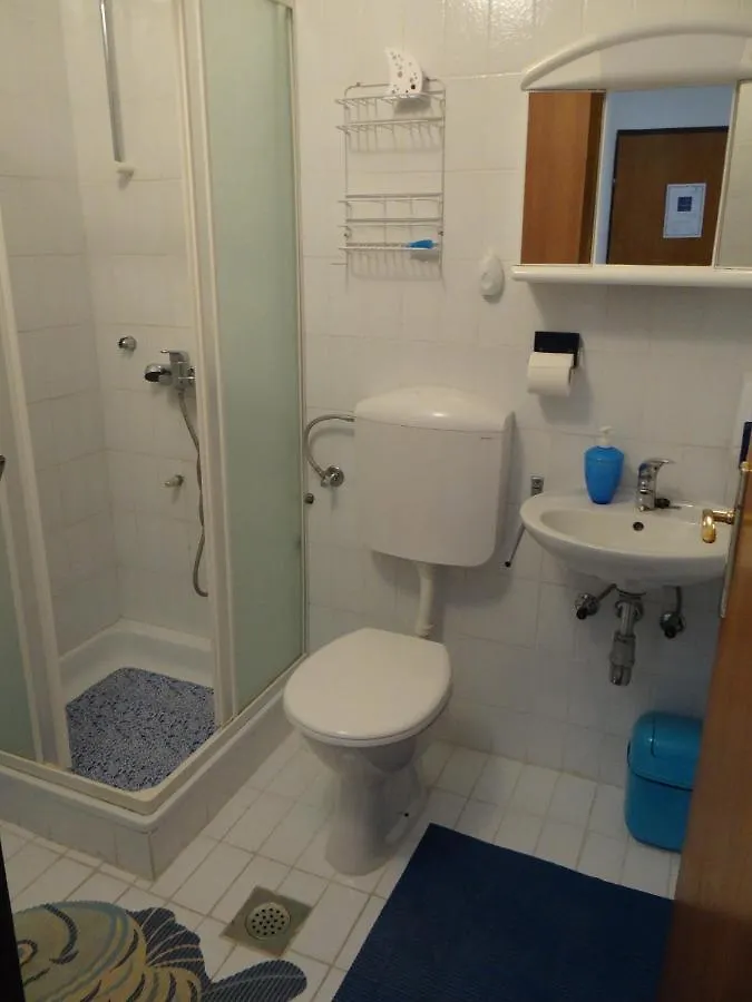 Guest house Apartments And Rooms With Parking Space Klenovica, Novi Vinodolski - 5590